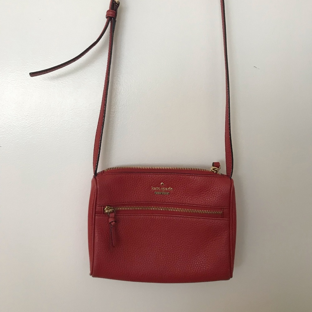 Red Kate Spade crossbody bag